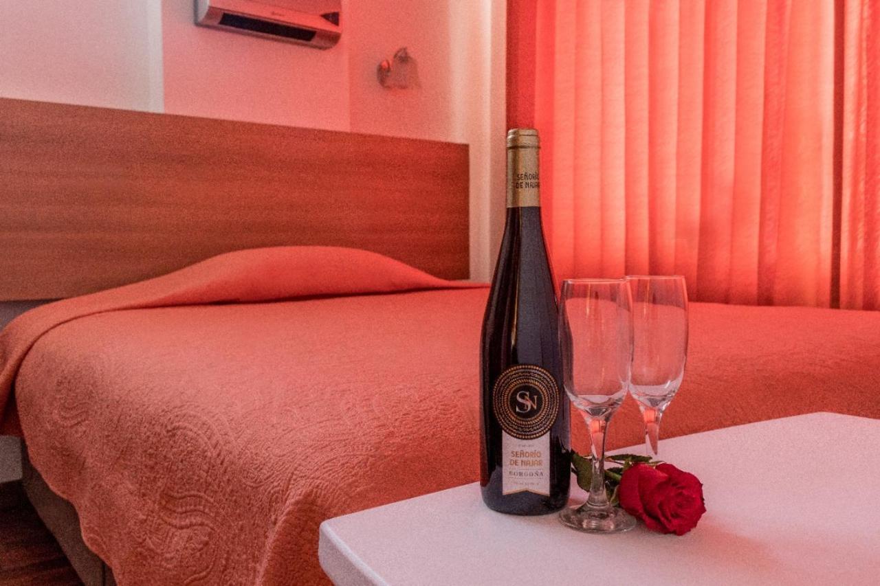 Hotel Don Bartolo Espinar Dış mekan fotoğraf